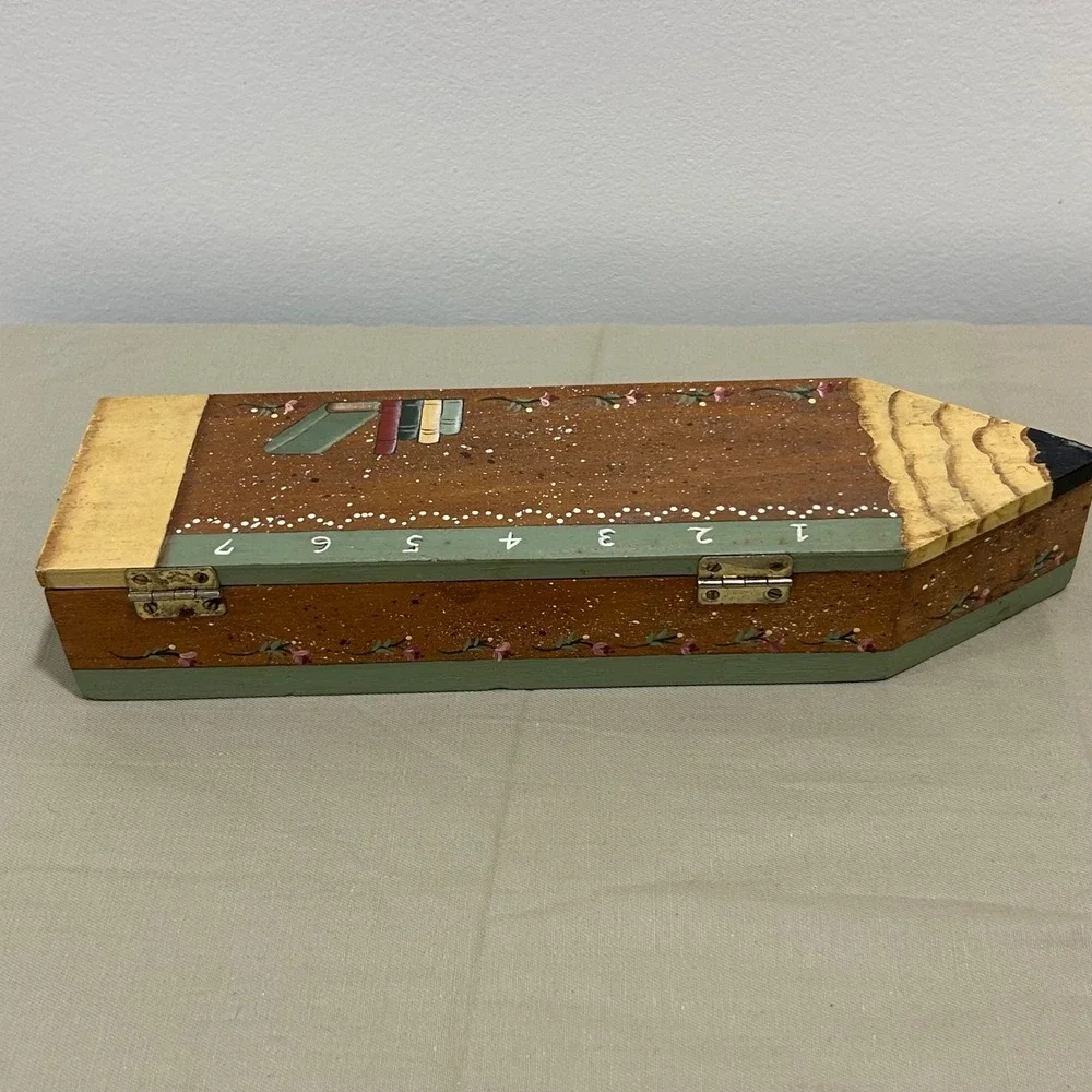 Vintage Hand Painted Folk Art Pencil‎ storage